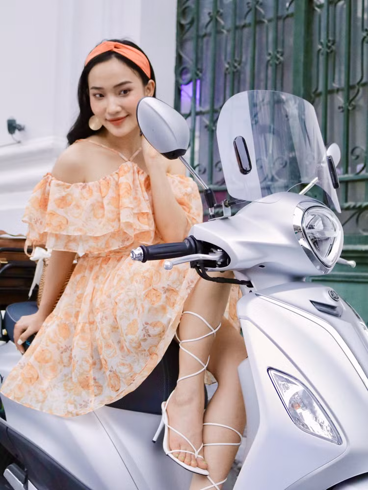 Hệ thống đèn LED hiện đại của Yamaha Grande có khả năng phản quang tốt. Hệ thống đèn LED hiện đại của Yamaha Grande có khả năng phản quang tốt.
