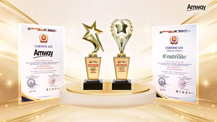 Amway với giải thưởng Doanh nghiệp tiêu biểu ASEAN và Nutrilite với giải Thương hiệu nổi tiếng ASEAN Amway với giải thưởng Doanh nghiệp tiêu biểu ASEAN và Nutrilite với giải Thương hiệu nổi tiếng ASEAN