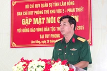 Ban Chỉ huy PTKV 5 gặp mặt đồng bào dân tộc xã Tuy Phong