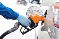 Chính phủ giảm thuế nhập khẩu xăng dầu xuống 0% để đảm bảo nguồn cung