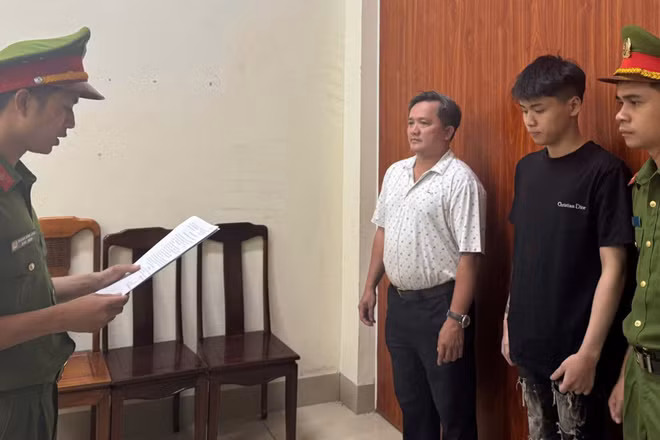 Chống người thi hành công vụ, thiếu niên 2008 bị bắt giữ tại Huế