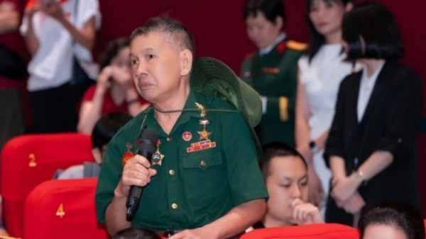 Cựu chiến binh chiến trường Quảng Trị xúc động trước 'Mưa Đỏ': 'Đồng đội tôi nằm ở thành cổ có lẽ cũng đang mỉm cười mãn nguyện'