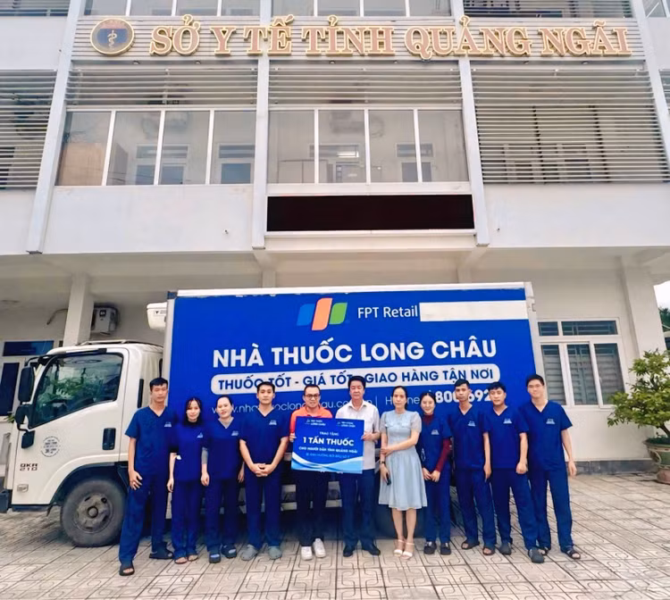 1 tấn thuốc đã được gửi đến Quảng Ngãi, kịp thời bổ sung nguồn thuốc men và vật tư y tế thiết yếu.