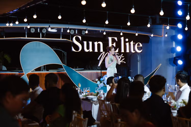 sun-elite-night-2.jpg