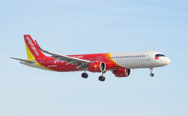 tau-bay-vietjet.jpg