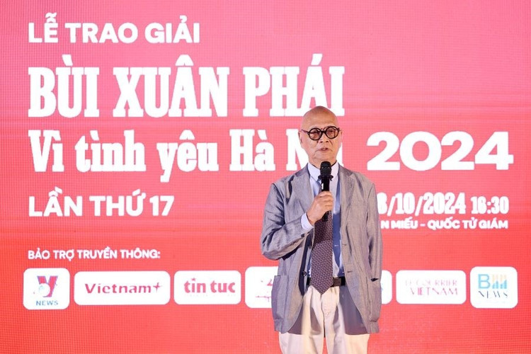 ホアン・ダオ・キン教授は、2024年に「ブイ・スアン・パイ - ハノイへの愛のために」賞の最優秀賞を受賞しました。 hoang-dao-kinh.jpg
