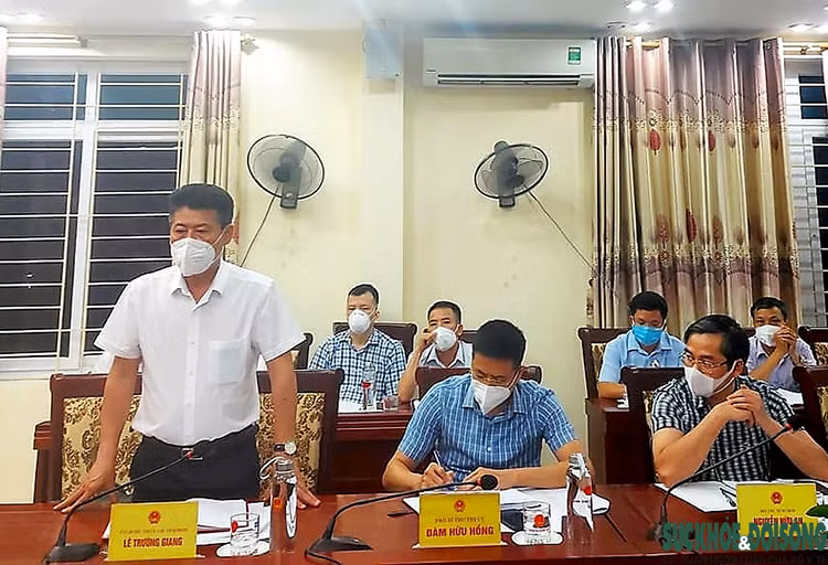 Vi phạm quy định phòng chống dịch, kỷ luật cán bộ phường, đóng cửa bệnh viện - Ảnh 2.