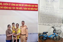 Hỗ trợ bé trai 5 tuổi đạp xe đi lạc về với gia đình an toàn 