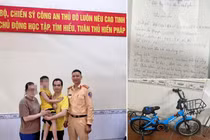 Hỗ trợ bé trai 5 tuổi đạp xe đi lạc về với gia đình an toàn 