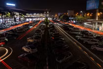 Sân bay Nội Bài tắt đèn tham gia chiến dịch "Giờ Trái Đất 2025"