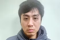 Bắt khẩn cấp tài xế "xe ôm công nghệ" đốt nhà ở Hà Nội