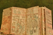 Văn tự viết tay Maya nghìn tuổi chứa nội dung huyền bí gì? 