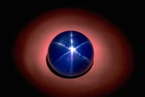 Rùng mình viên đá quý hơn 2 tỷ năm chứa lời nguyền đáng sợ