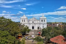 Kiến trúc lạ lùng của nhà thờ cổ nổi tiếng nhất Trung Mỹ