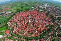 Bí mật 'động trời' ẩn trong thị trấn hình tròn hoàn hảo ở Đức