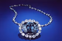 Rùng mình lời nguyền ứng với viên kim cương đẹp nhất thế giới