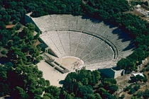 Choáng ngợp nhà hát có sức chứa 14.000 khán giả của người Hy Lạp cổ