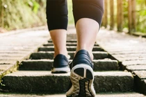 6 thói quen đi bộ 'bào mòn' sức khỏe, nhiều người không biết