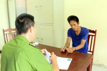 Bắt đối tượng đẩy ngã người phụ nữ rồi cướp xe máy ở Hưng Yên