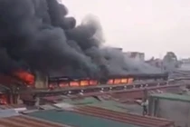 Kêu gọi hỗ trợ các tiểu thương trong vụ cháy chợ huyện Ea Súp