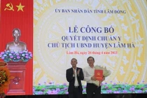Lâm Đồng: Công bố quyết định chuẩn y Chủ tịch UBND huyện Lâm Hà