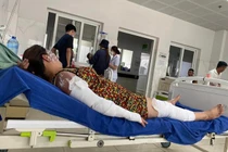 Bình gas mini phát nổ khi đang nấu lẩu, 7 người nhập viện