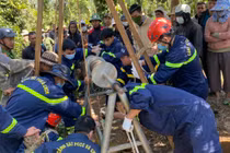 Đắk Lắk: Bé 3 tuổi rơi xuống giếng khi theo bà ngoại lên rẫy