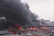 Đắk Lắk: Chợ Trung tâm huyện Ea Súp cháy lớn