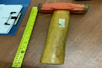 Đắk Lắk: Người mẹ dùng búa sắt đánh con ruột tử vong