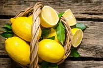 Lợi ích đáng kinh ngạc khi đặt quả chanh cạnh giường trước khi đi ngủ