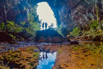 Du lịch nghỉ lễ 30/4: Chọn đi nội địa hay xuất ngoại?