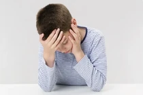 Dấu hiệu đột quỵ ở trẻ dễ nhầm lẫn