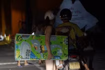 Đi du lịch bị cắt điện, “thượng đế” mất tiền vẫn vạ vật 