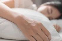 5 thói quen cần tránh để có giấc ngủ sâu và làn da đẹp