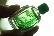 6 lợi ích khi nhỏ dầu gió vào rốn trước khi ngủ ít người biết