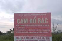 Biển “cấm đổ rác”... vô tác dụng!
