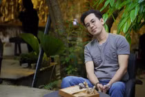 Chàng trai 8X trồng rau sạch tặng người đi đường