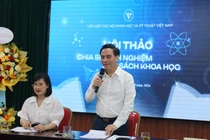 Sách là tri kỷ, người yêu bất tử