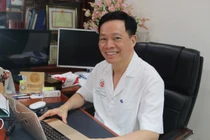 GS. Nguyễn Thế Hoàng: Giữ tinh thần “xả thân” của chiến sĩ áo trắng