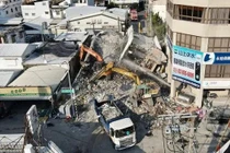 Cận cảnh nhà cửa tan hoang sau động đất ở Đài Loan