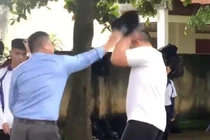 Đắk Lắk: Tạm đình chỉ thầy giáo dùng thước, mũ bảo hiểm đánh học sinh