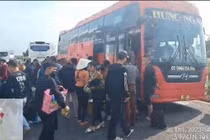 Phát hiện xe khách dán tem kiểm định giả, nhồi nhét 73 người 