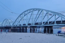 Cầu Nam Ô - Điểm ngắm hoàng hôn nên đến