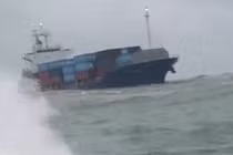  2 thuyền viên mất tích trên vùng biển Thừa Thiên Huế đã được cứu sống