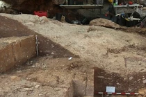 Khai quật mộ cổ 130.000 năm, lộ diện loài người bí ẩn chưa từng biết 