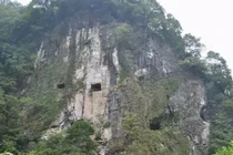 Chạm vào mộ cổ 800 tuổi... giật mình "lời nguyền" liên tiếp ứng nghiệm? 