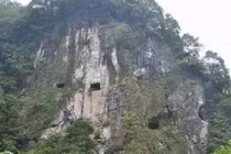 Chạm vào mộ cổ 800 tuổi... giật mình "lời nguyền" liên tiếp ứng nghiệm? 