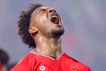 Cực hot tiền đạo Nguyễn Xuân Son trong tựa game Football Manager