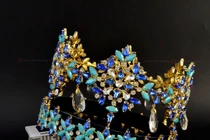 Ngắm vương miện xanh "huyền thoại" của Miss World