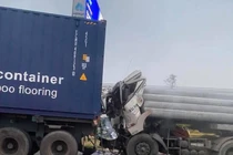 Tai nạn liên hoàn trên QL5 qua Hải Dương, tài xế tử vong trong cabin